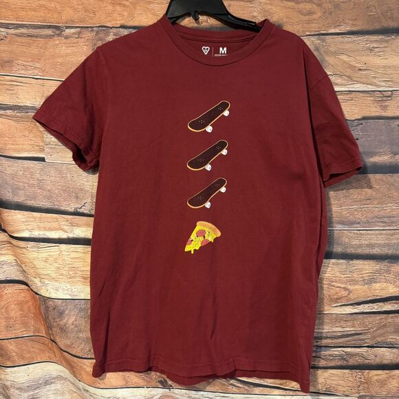 Red Skater M T-Shirt w/ Pizza & Skateboard Graphic Tee Men's Casual Short Sleeve - Picture 1 of 6